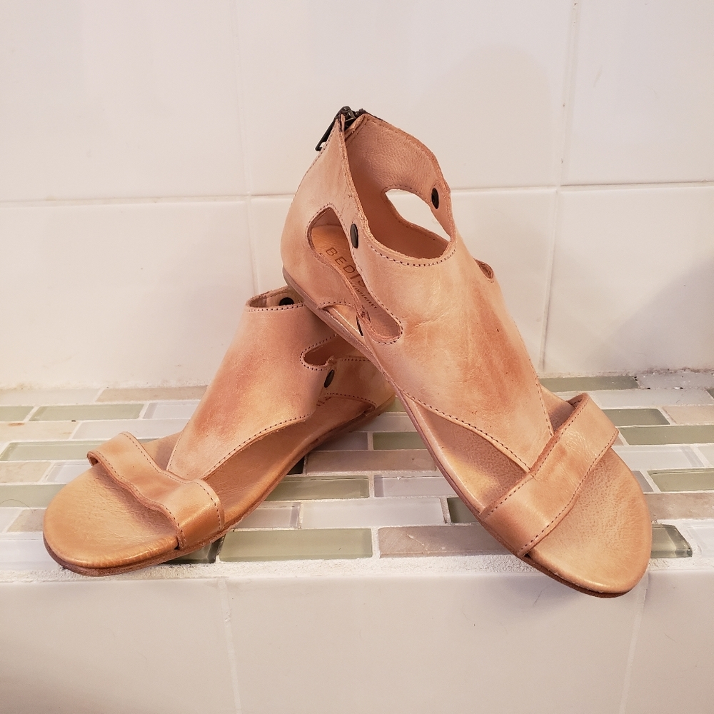 Leather Bed Stu tan sandals